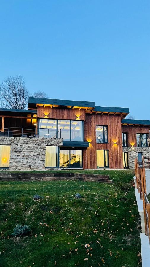 Mountain Lodge Risnov Exterior photo